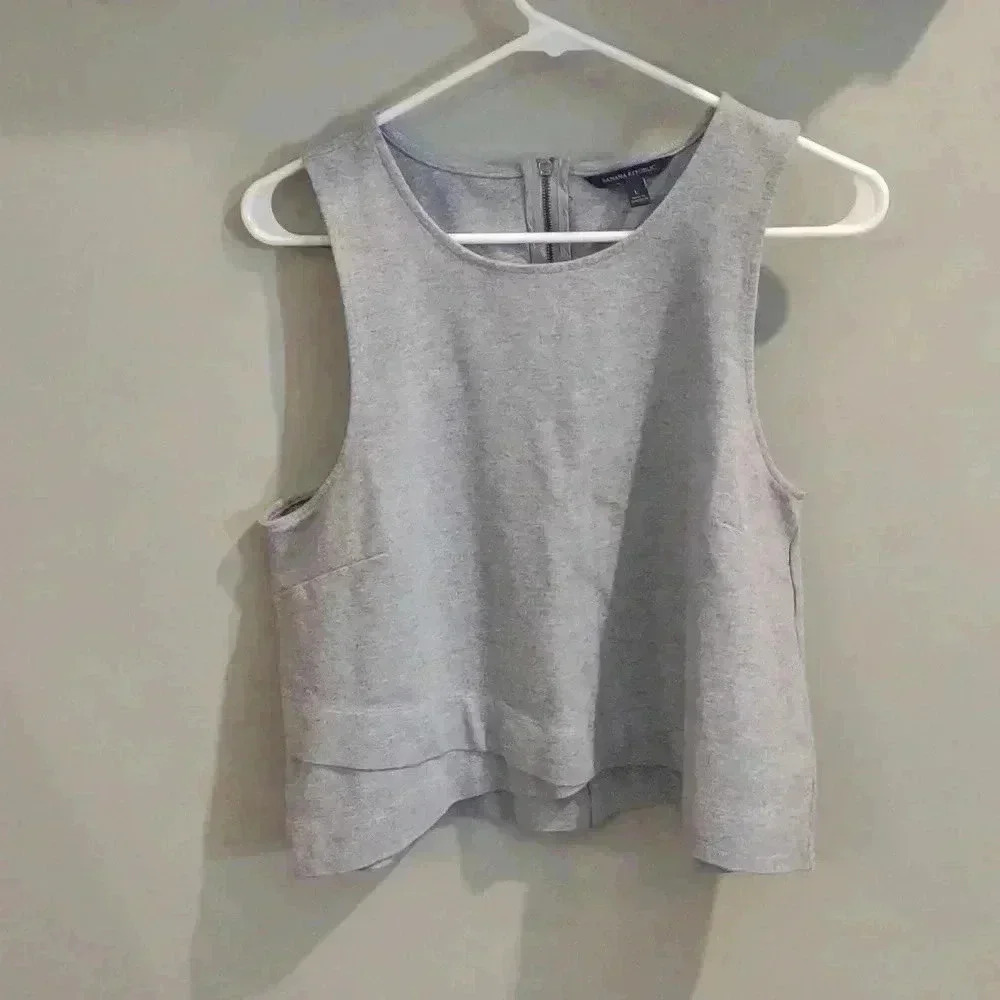 Banana Republic women's large gray crop tank